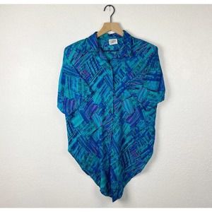 🖤 3/$25 SALE!!!
 Vintage california mint geometric button front tie fron…